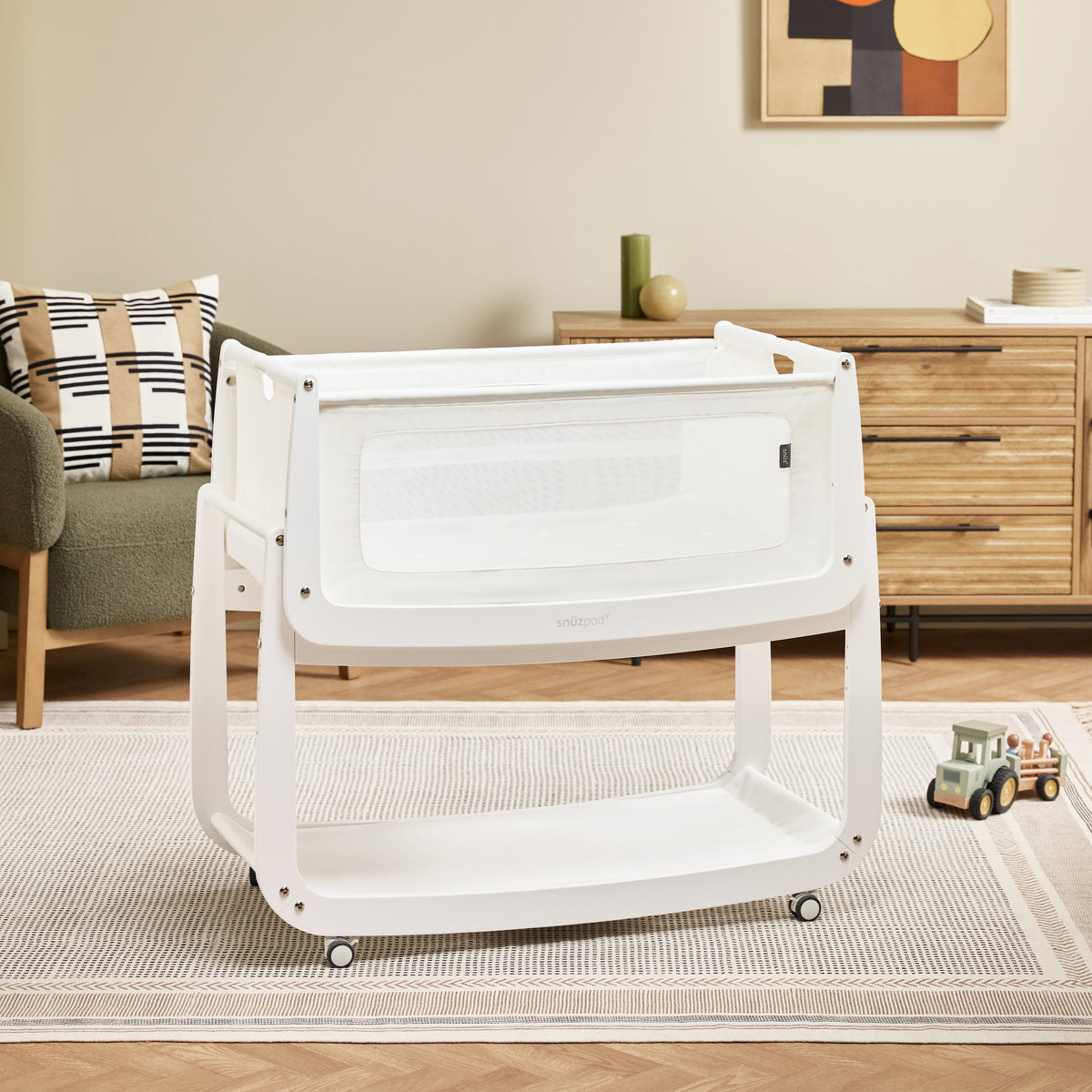 Snuzpod 5 - Bedside Co-Sleeper | White