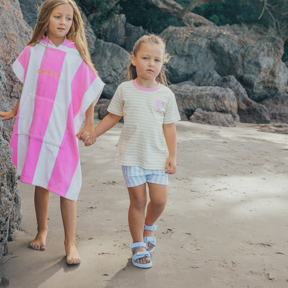 Crywolf - Hooded Towel | Candy Stripe