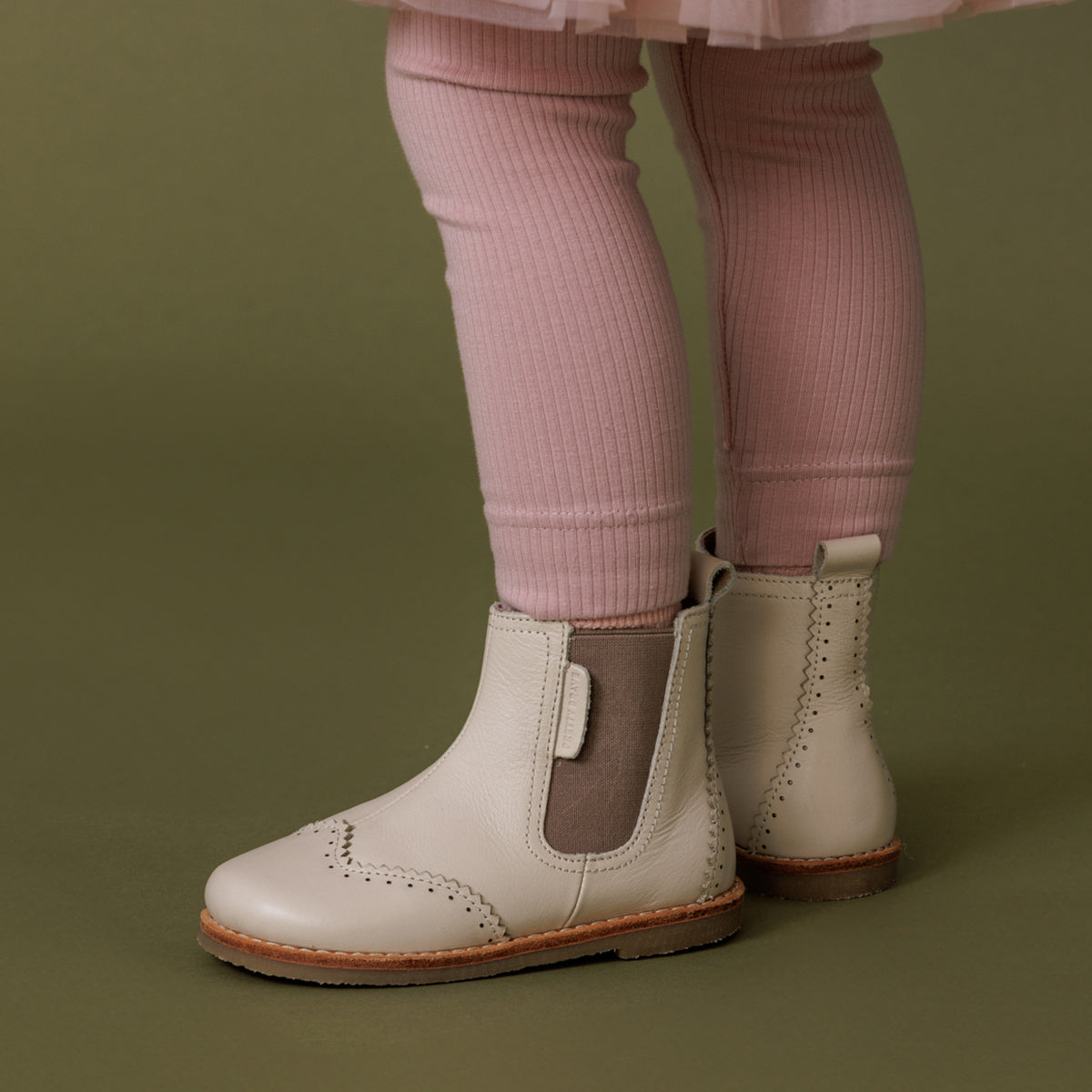 Pretty Brave - Windsor Boot | Stone