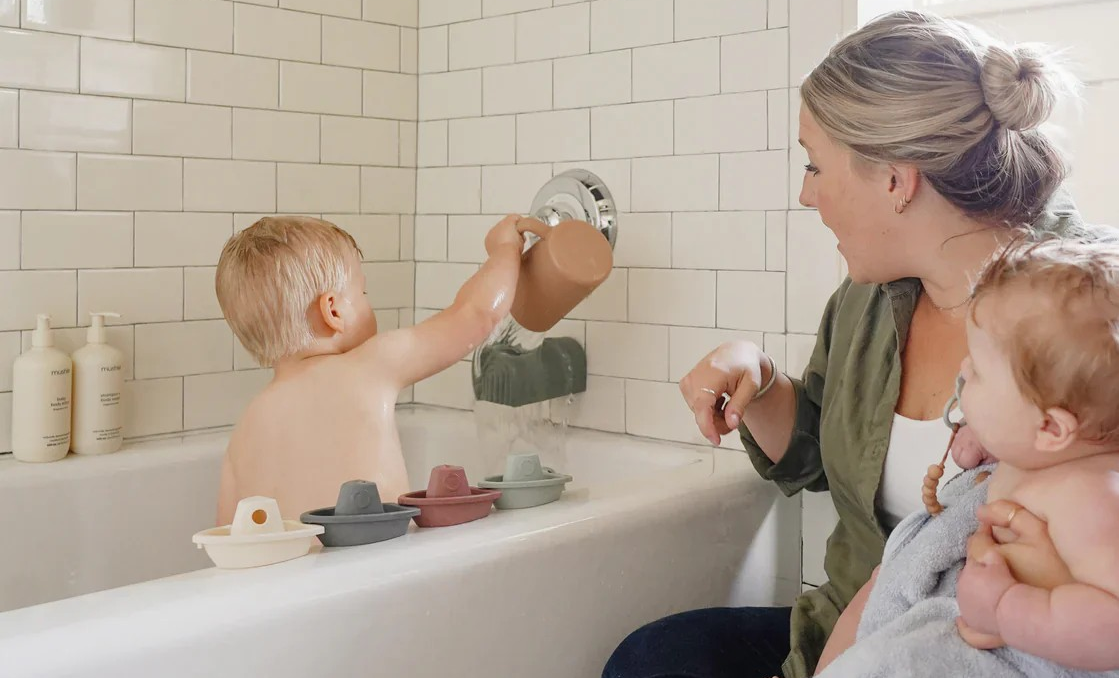 Bath Time Made Simple: 5 Essentials for a Relaxing Evening Routine