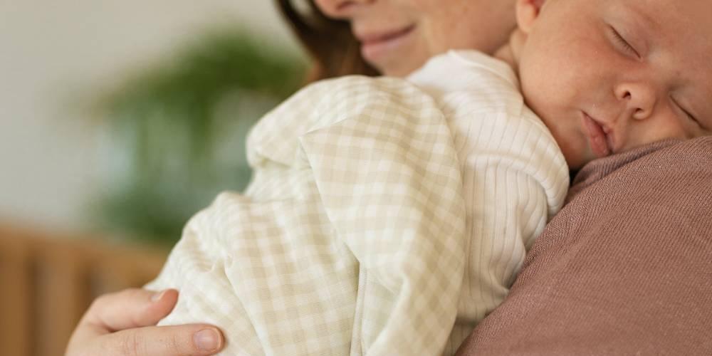 Swaddles & Blankets