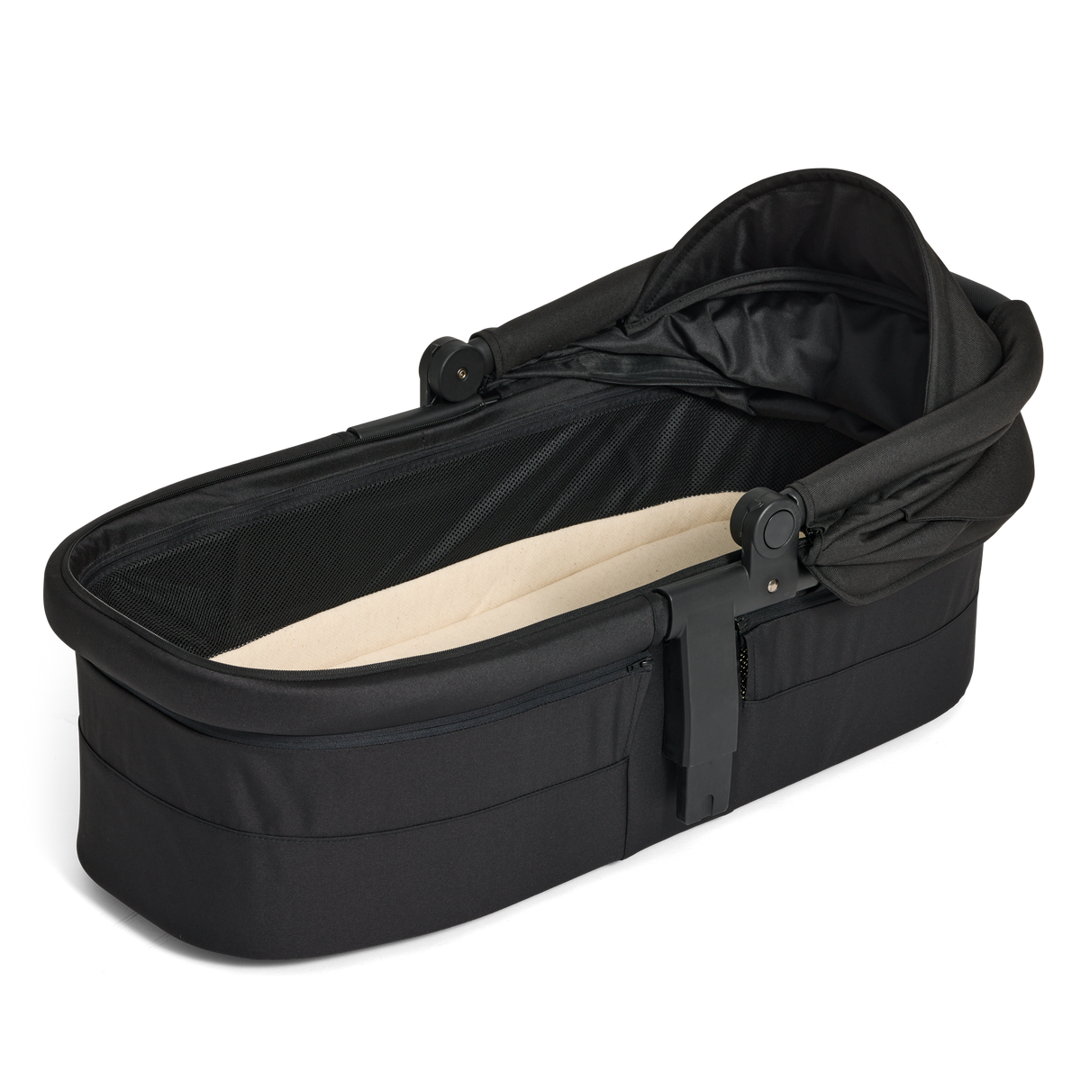 Edwards & Co - Carry Cot 3
