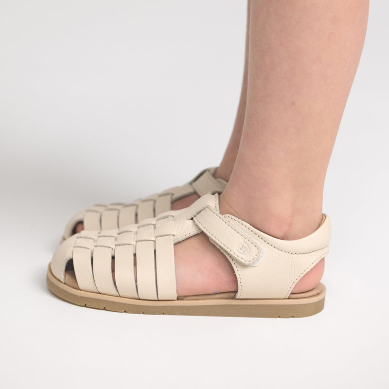 Pretty Brave - Frankie Sandal | Stone