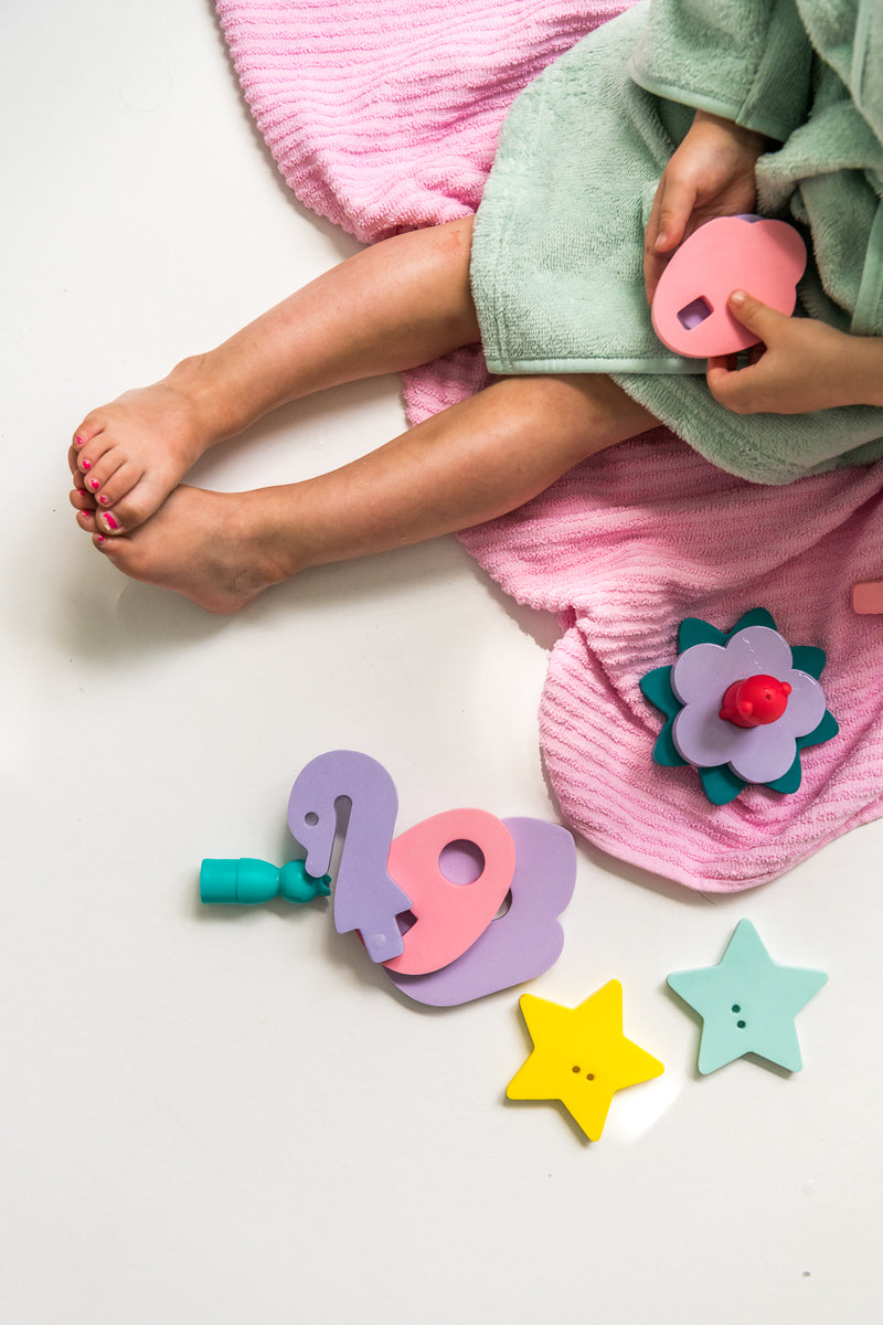 Quut - Fairypond Bath Toy